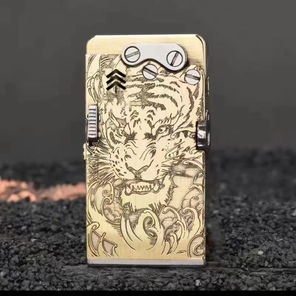 Encendedor Mecánico Artesanal - Latón y Titanio Recargable